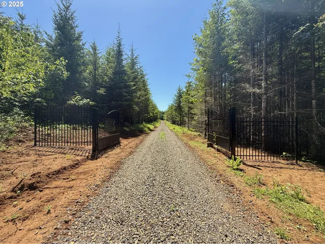 $999,900 | 11892 Dupee Valley Road, Sheridan, OR 97378