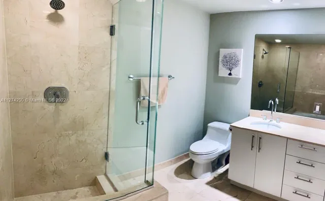 $5,000 | 550 Okeechobee Boulevard, Unit 1620, West Palm Beach, FL 33401