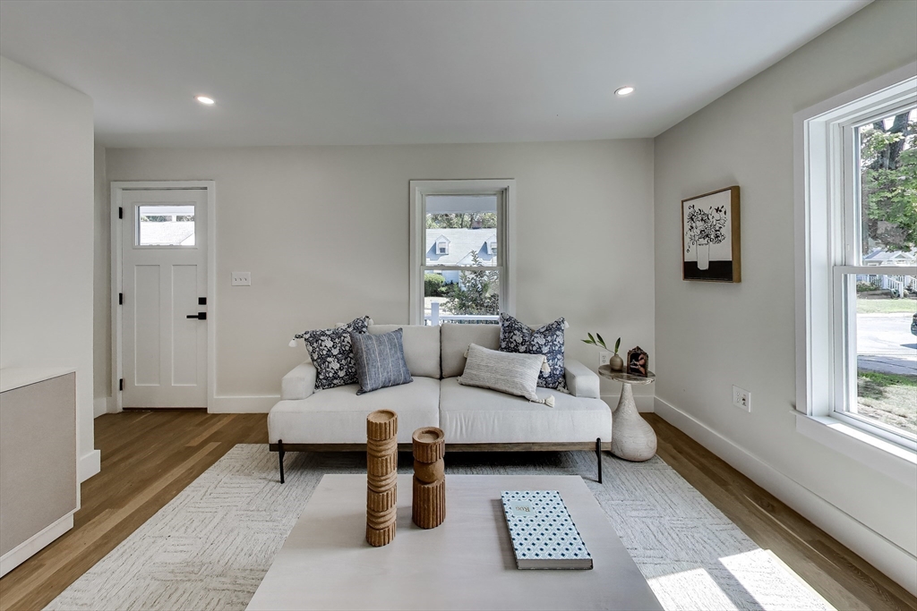 50 Middlesex Street, Unit 50 Winchester, MA 01890 - Photo 6 of 21