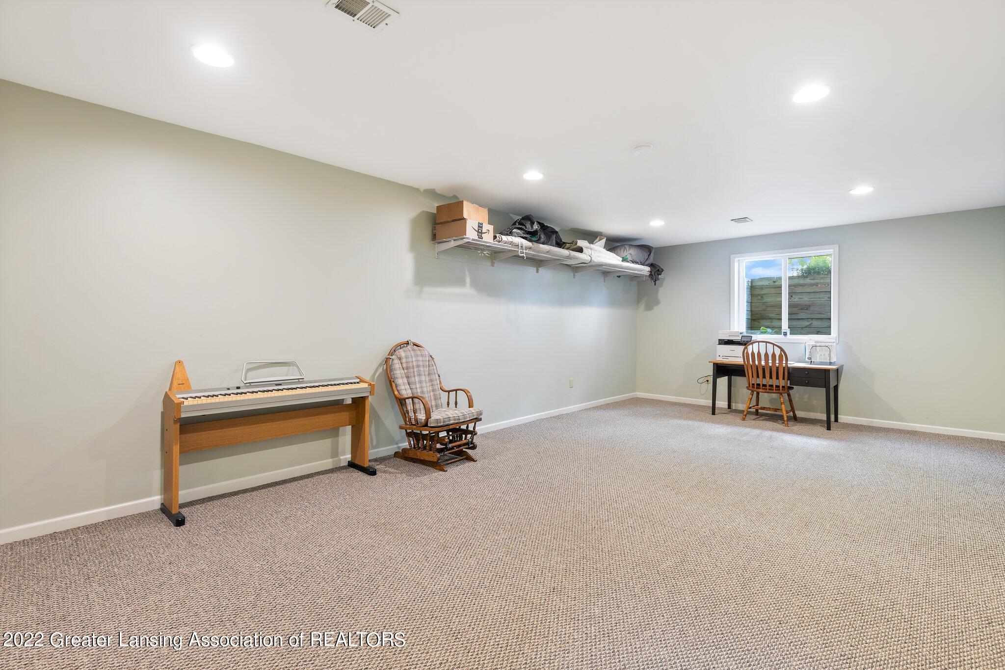15400 South Lowell Road Lansing, MI 48906 - Photo 27 of 59 37-web-or-mls-1P6A4916