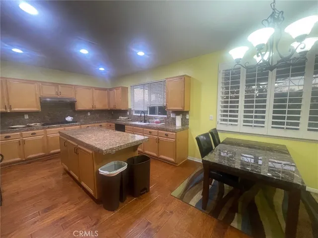 $949,900 | 42206 Kimberly Way, Murrieta, CA 92562