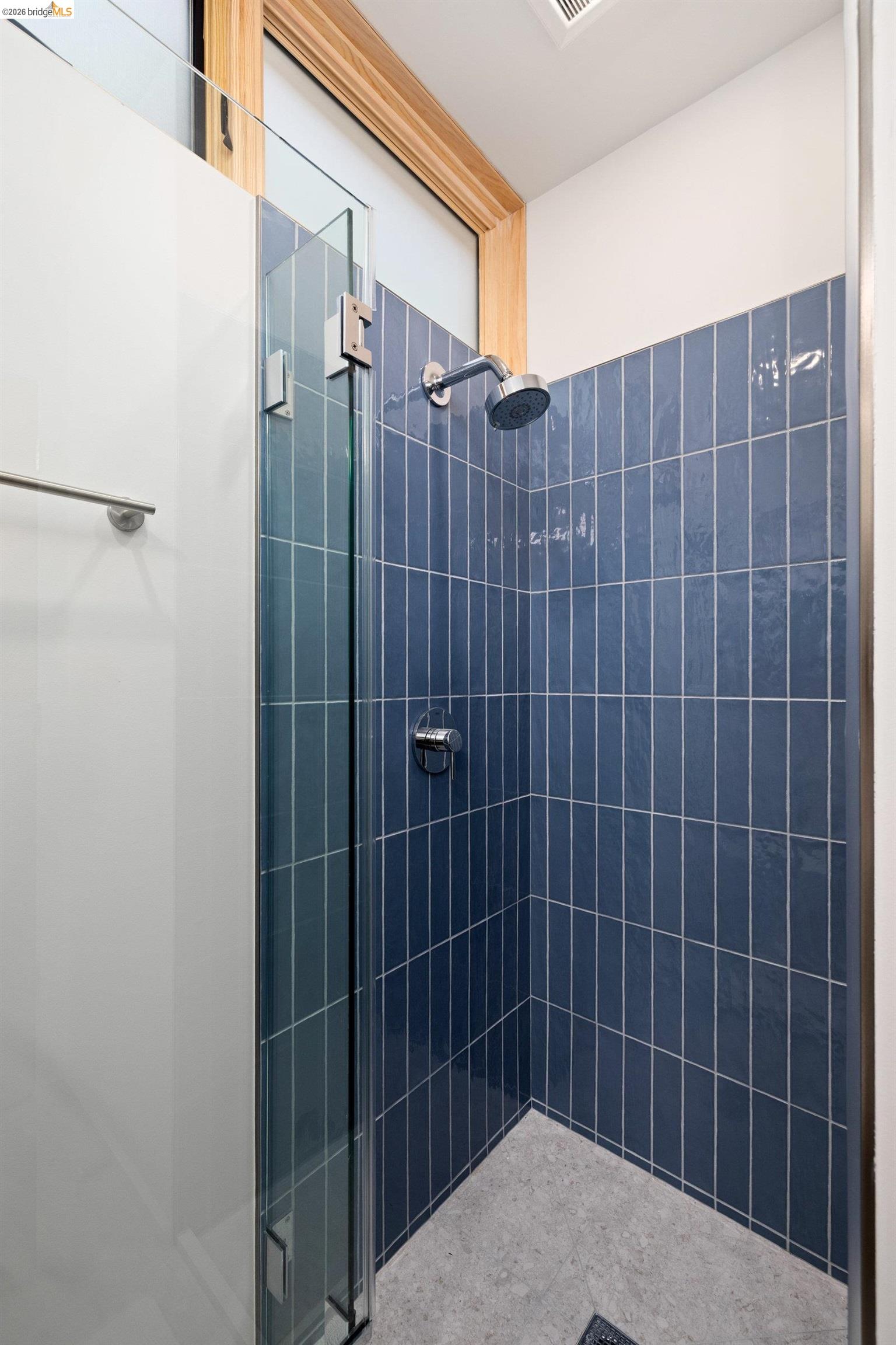 817 Jones Berkeley, CA 94710 - Photo 17 of 41 a bathroom with a shower