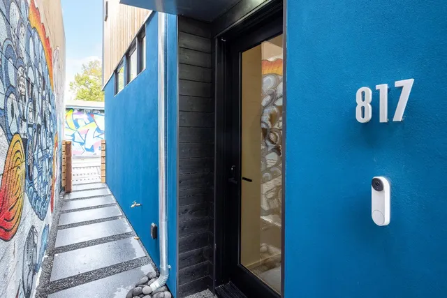 a view of an entryway