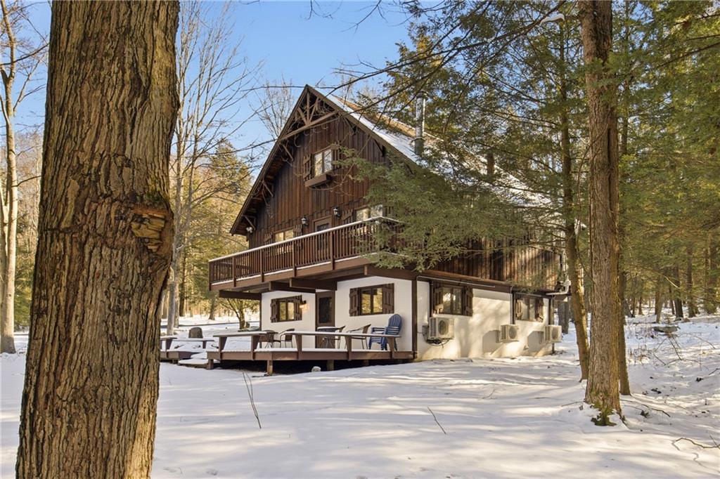 427 Wenatchee Path Central City, PA 15926 - Photo 4 of 42 a view of a house with a yard