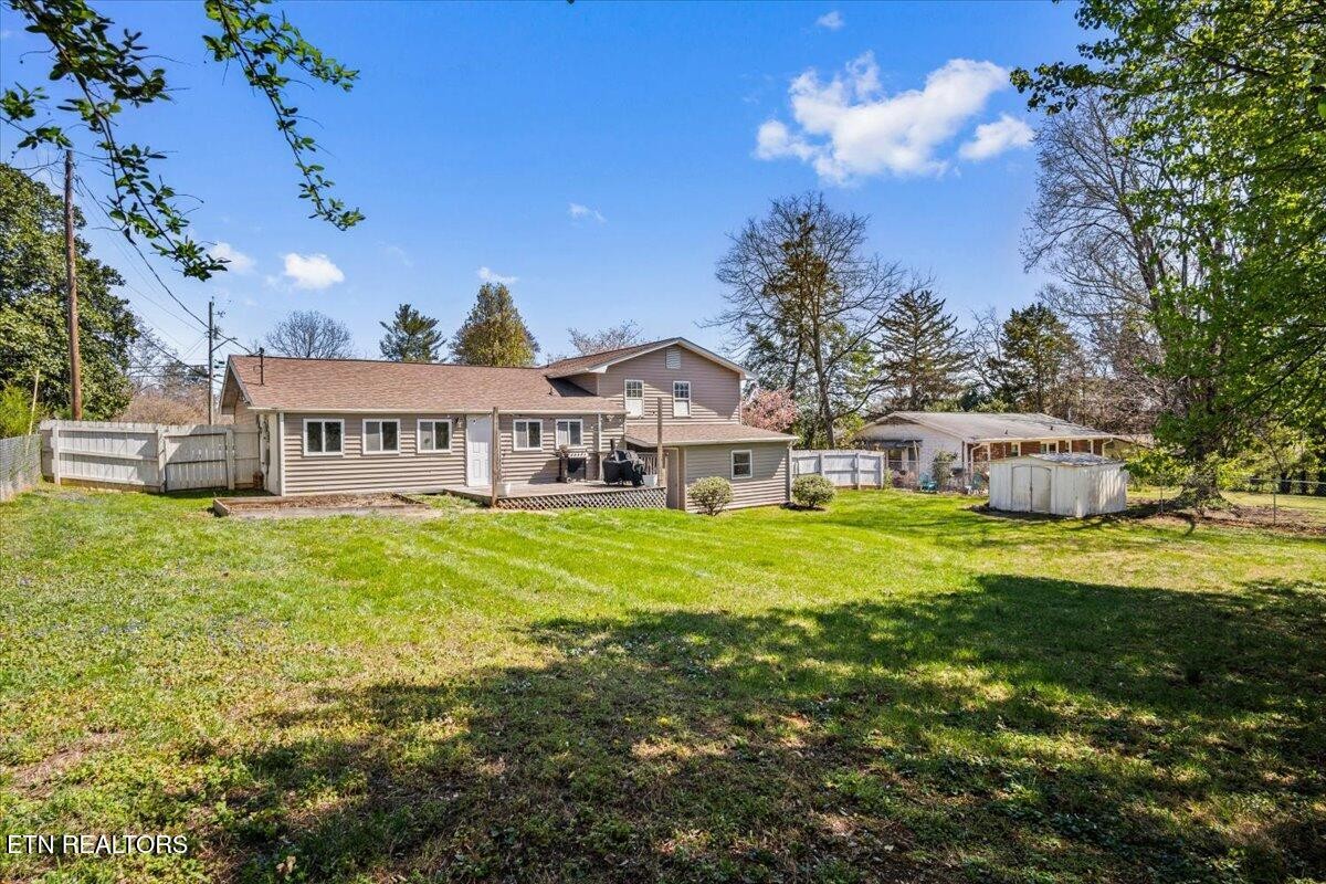4324 Deerfield Road Knoxville, TN 37921 - Photo 17 of 25