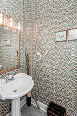 $449,999 | 40204 Pelican Point Parkway, Gonzales, LA 70737