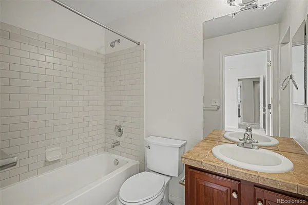 $825,000 | 24871 East Ontario Drive, Aurora, CO 80016
