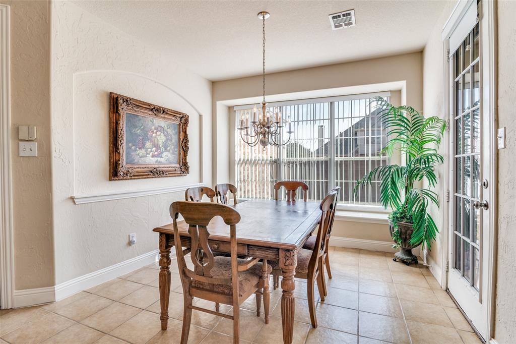 1113 Waterford Way Allen, TX 75013 - Photo 15 of 36 a dining room with furniture and window