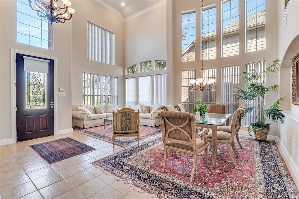 1113 Waterford Way Allen, TX 75013 - Photo 3 of 36 a living room with furniture
