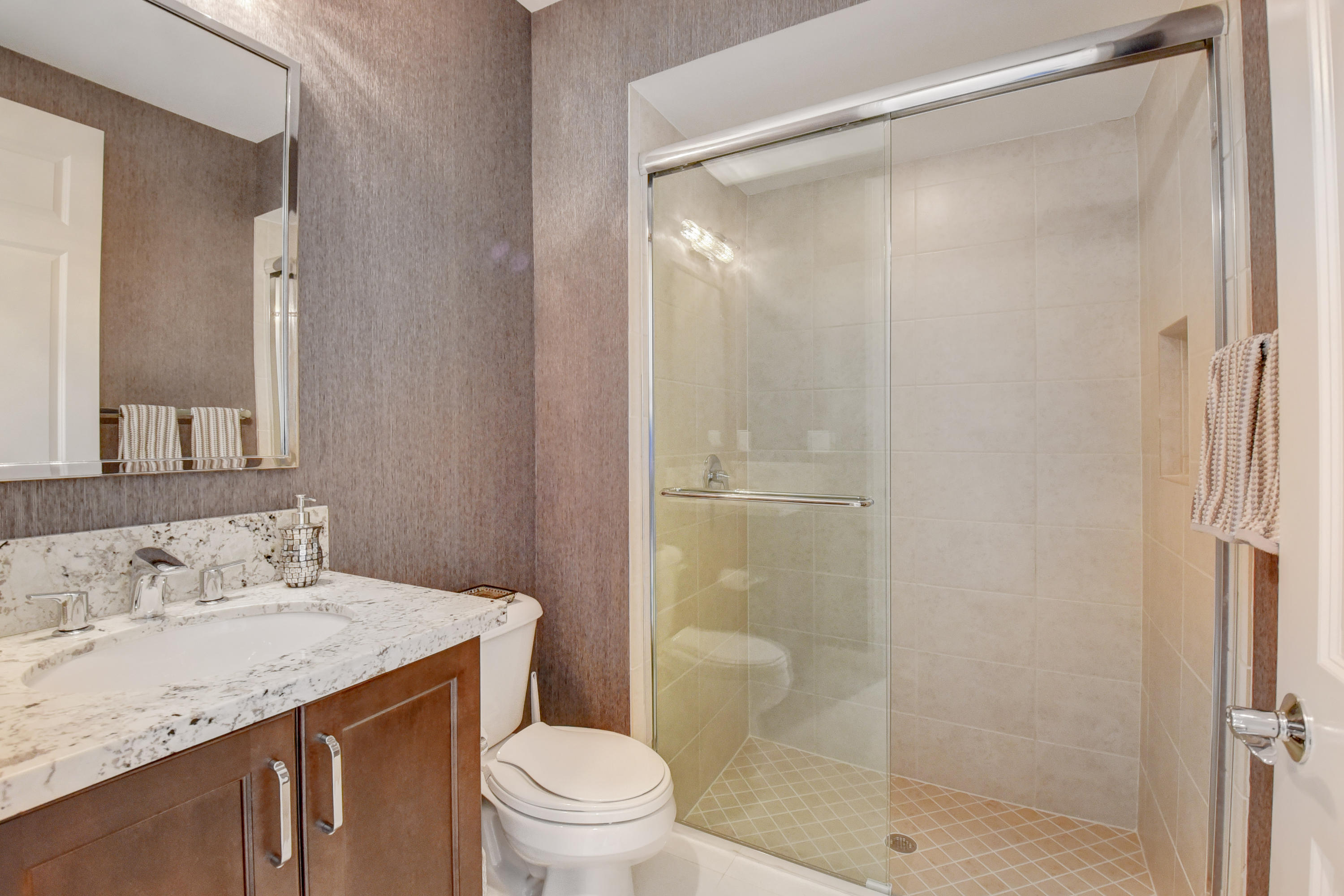 9481 Eden Roc Court Delray Beach, FL 33446 - Photo 18 of 52 Bathroom