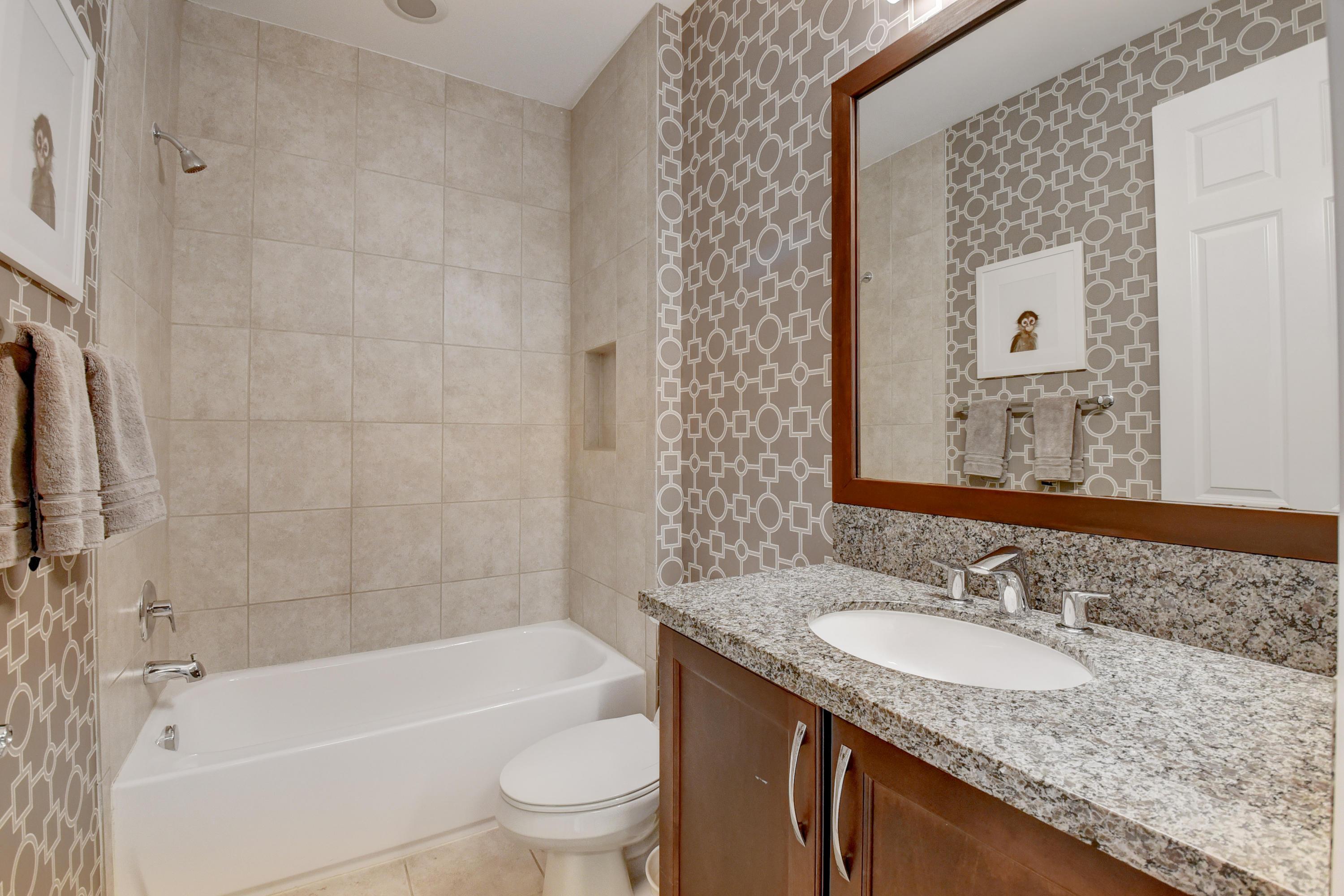 9481 Eden Roc Court Delray Beach, FL 33446 - Photo 27 of 52 Bathroom