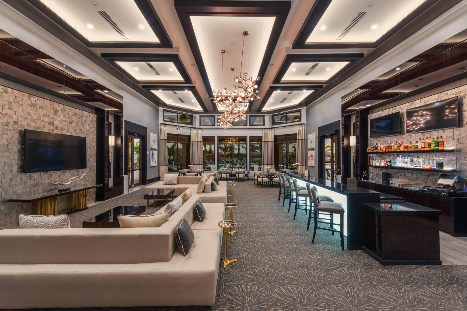 9481 Eden Roc Court Delray Beach, FL 33446 - Photo 44 of 52 Lounge & Bar