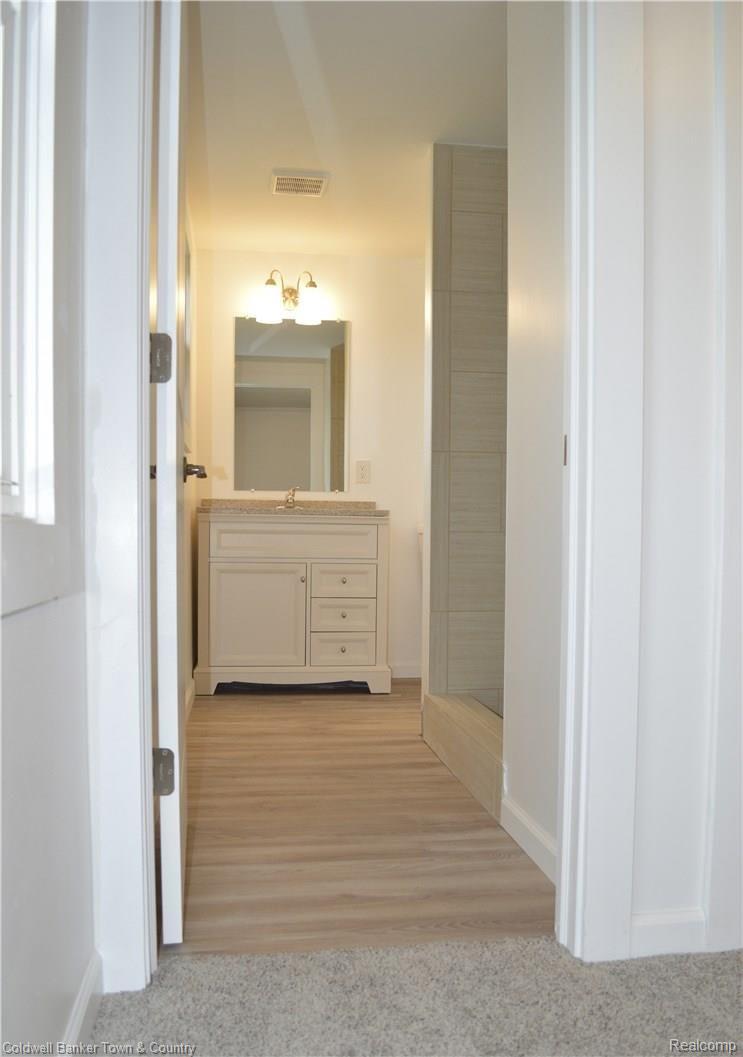4439 Swan Road Stockbridge, MI 49285 - Photo 11 of 26 Now that's a Master Bathroom!
