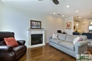 $2,500 | 5 Whitaker Street, Unit 501, Savannah, GA 31401