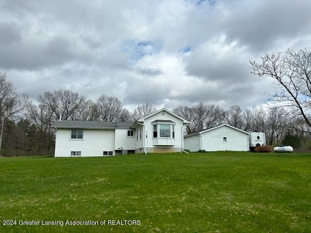 9728 East State Road Haslett, MI 48840 - Photo 4 of 5 IMG_2459