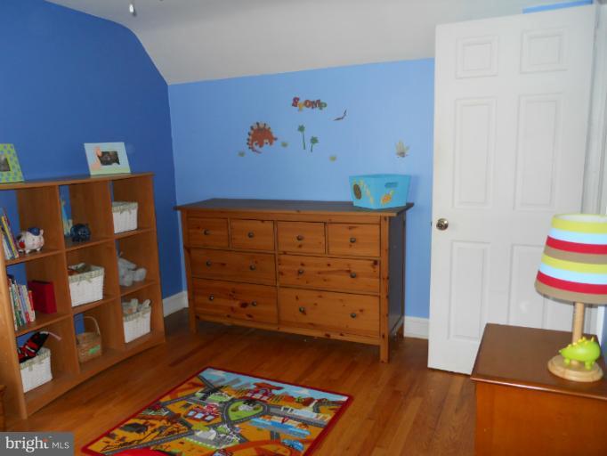 5 Tanglewood Road Baltimore, MD 21228 - Photo 14 of 28 Bedroom