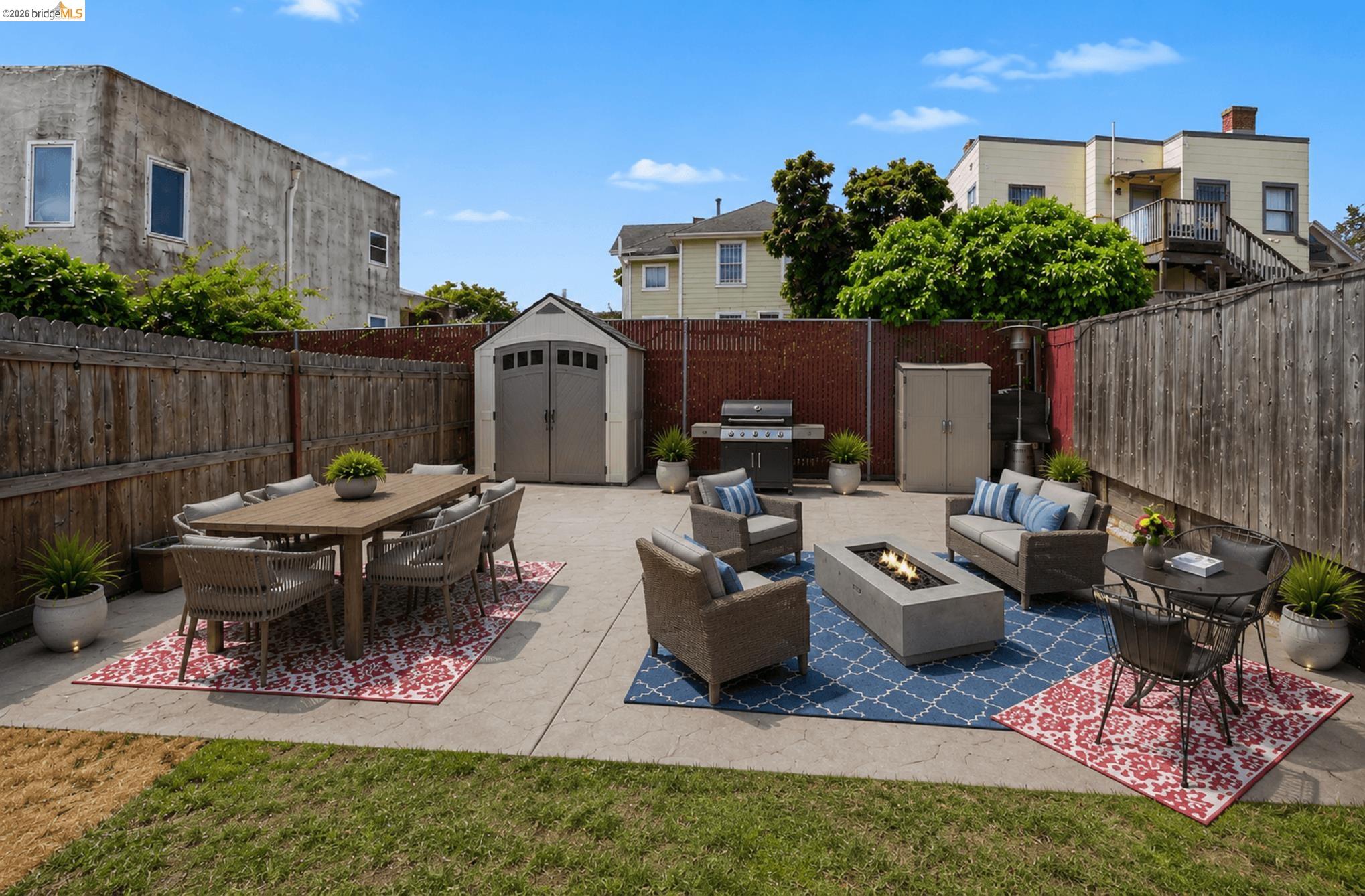 1433 Myrtle Street Oakland, CA 94607 - Photo 22 of 25 Spacious Backyard