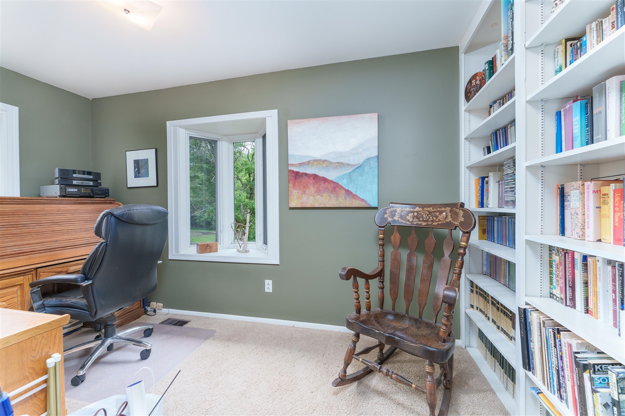 6200 Scully Road Dexter, MI 48130 - Photo 40 of 48