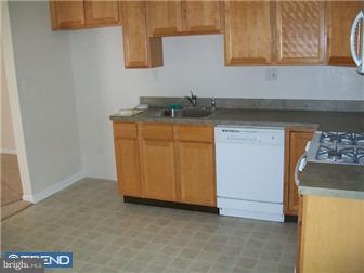 114 Estates Road Pine Hill, NJ 08021 - Photo 4 of 8 Gallery Image 4