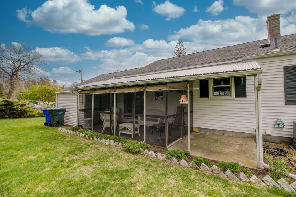 1495 Parker Street Springfield, MA 01129 - Photo 20 of 24 Gallery Image 20