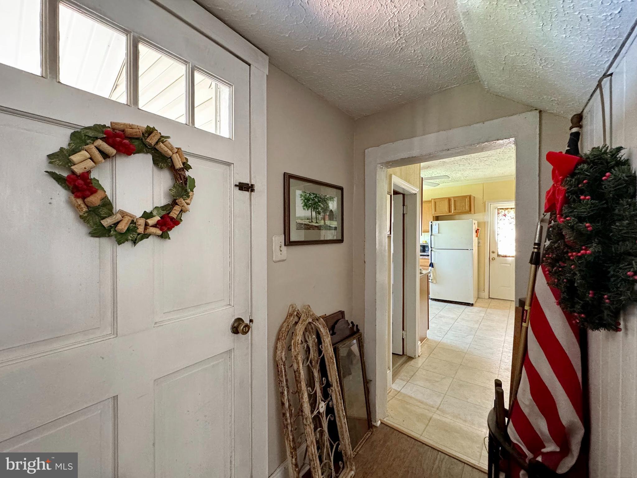13922 River Road Newburg, MD 20664 - Photo 64 of 81 Door to screened porch