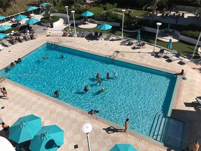 $5,000 | 100 Lincoln Road, Unit 644, Miami Beach, FL 33139