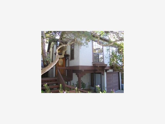 Se Cor Torres & Ocean Carmel, CA 93921 - Photo 1 of 5 a picture of a very nice looking building
