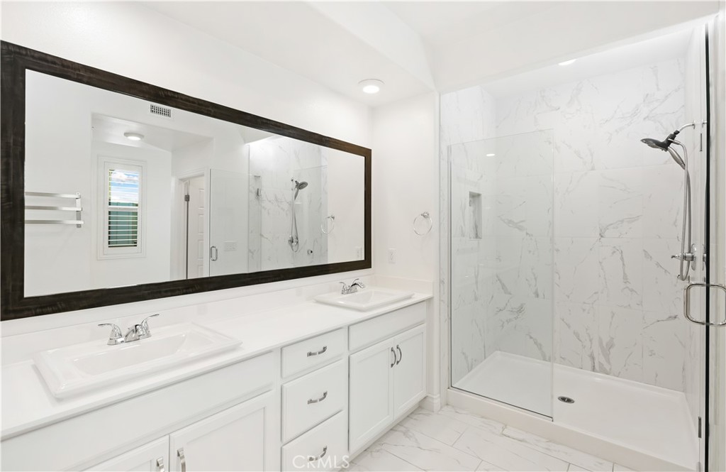 148 Spectacle Irvine, CA 92618 - Photo 18 of 36