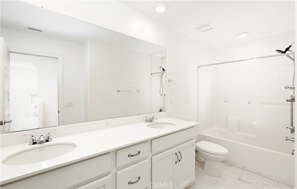 148 Spectacle Irvine, CA 92618 - Photo 22 of 36