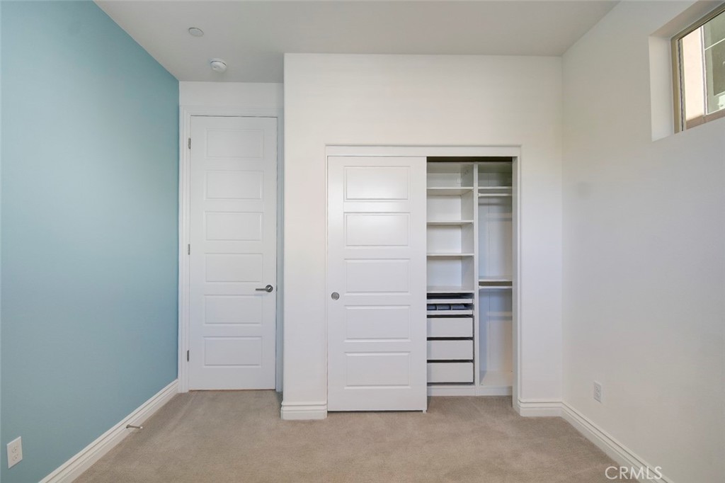 148 Spectacle Irvine, CA 92618 - Photo 32 of 47