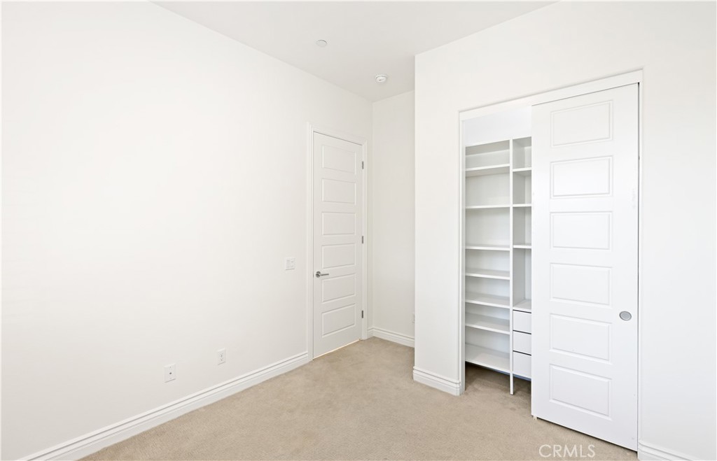 148 Spectacle Irvine, CA 92618 - Photo 5 of 36