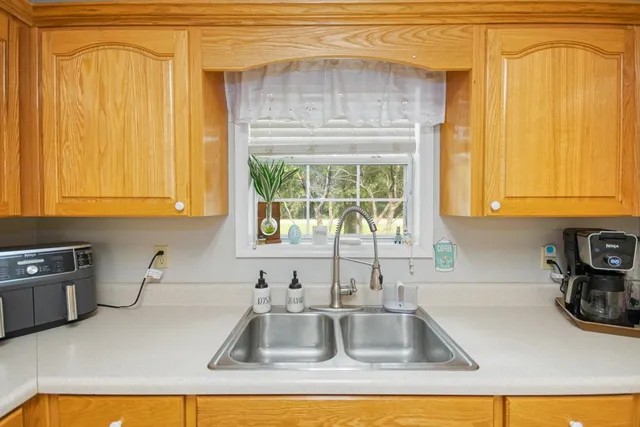 $360,000 | 10733 Northwest Judy Drive, Bristol, FL 32321