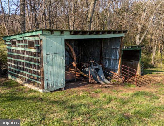 88 Kremp Road Mohnton, PA 19540 - Photo 11 of 61