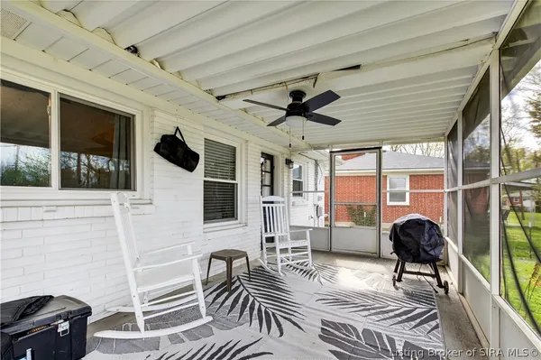 $265,000 | 15 Robin Road, New Albany, IN 47150