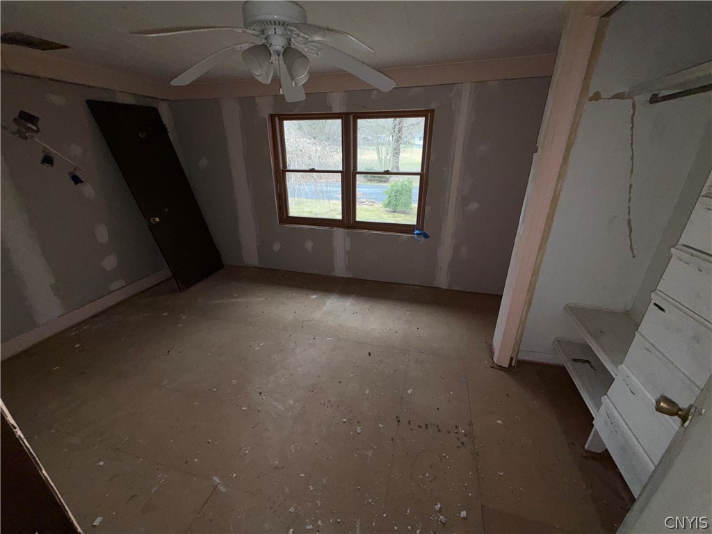 3247 County Rte 57 Volney, NY 13126 - Photo 13 of 24 Bedroom 2