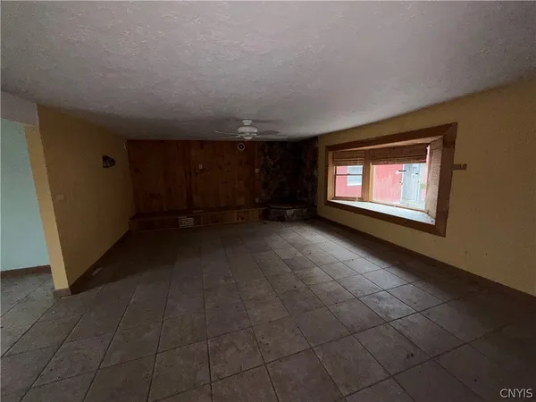 $215,900 | 3247 County Rte 57, Volney, NY 13126