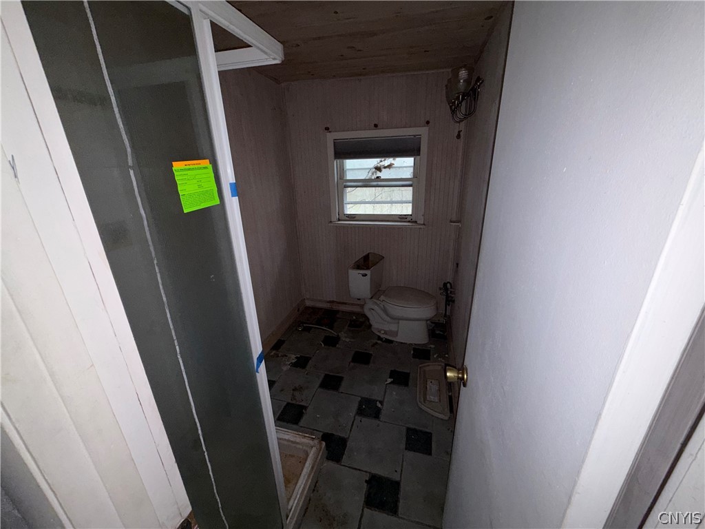 3247 County Rte 57 Volney, NY 13126 - Photo 10 of 24 Full bathroom 1