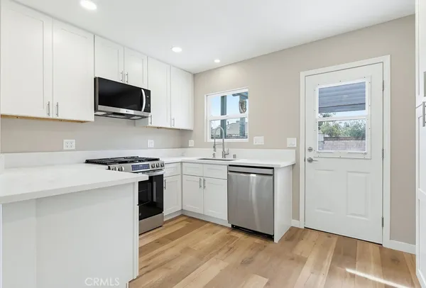 $1,050,000 | 5016 West 116th Street, Hawthorne, CA 90045