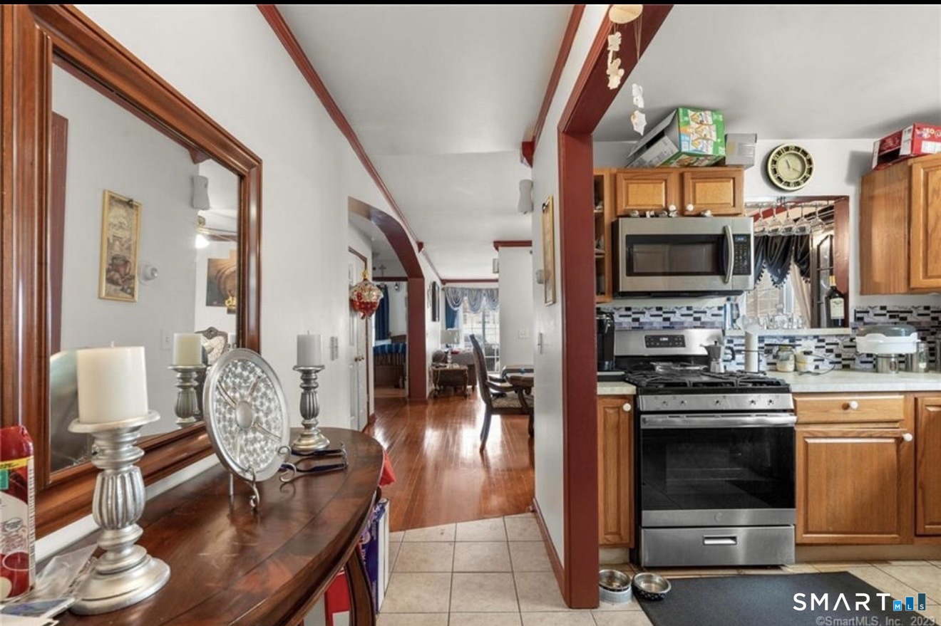 13 Button Street New Haven, CT 06519 - Photo 6 of 13