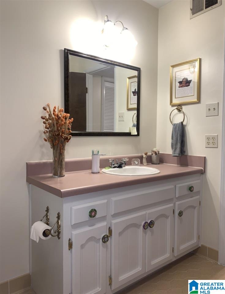 3441 Conley Road Birmingham, AL 35226 - Photo 15 of 24