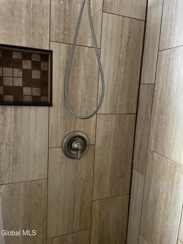 $194,900 | 492 Highway 22, Ticonderoga, NY 12883