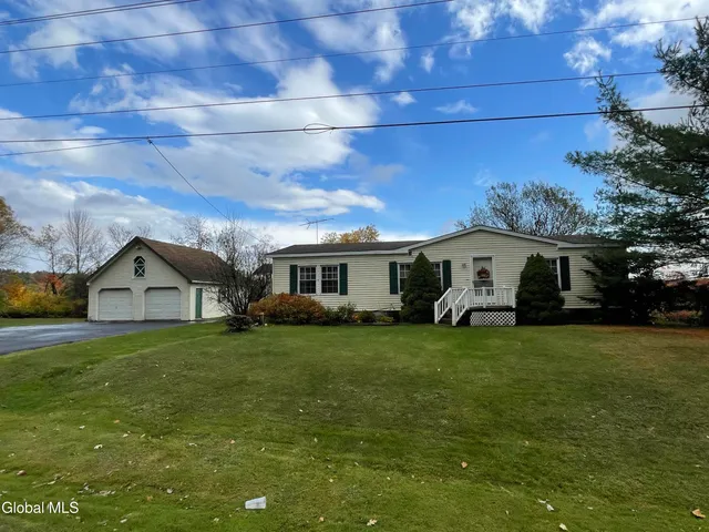 $194,900 | 492 Highway 22, Ticonderoga, NY 12883