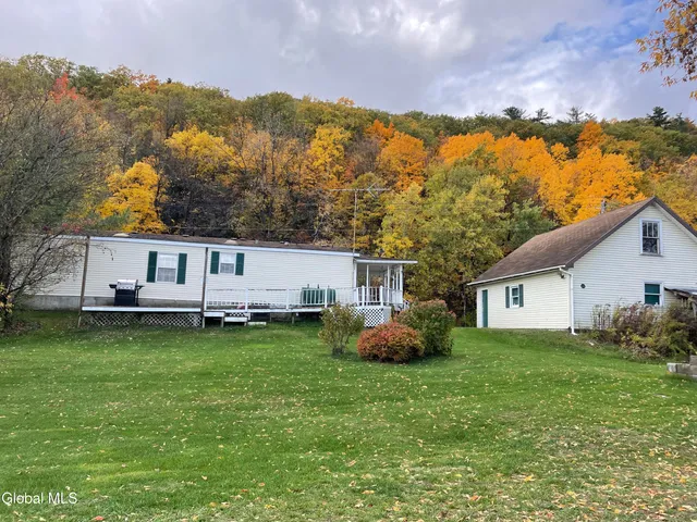 $194,900 | 492 Highway 22, Ticonderoga, NY 12883