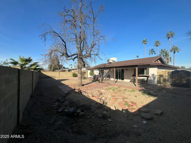 $2,000 | 4147 West Diana Avenue, Phoenix, AZ 85051