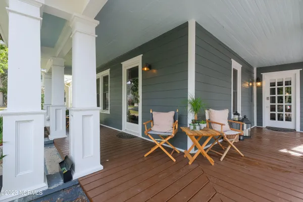 $299,000 | 111 South Oakum Street, Edenton, NC 27932