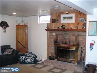 423 Reitnour Road Spring City, PA 19475 - Photo 4 of 5