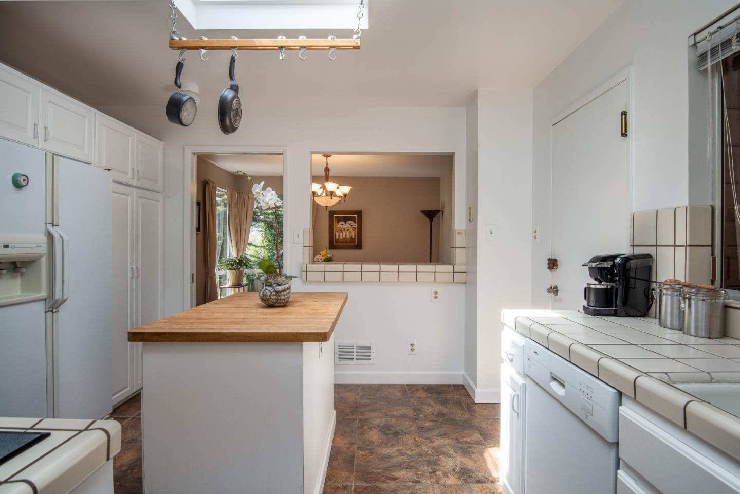 920 Wave Avenue Moss Beach, CA 94038 - Photo 8 of 21 Gallery Image 8