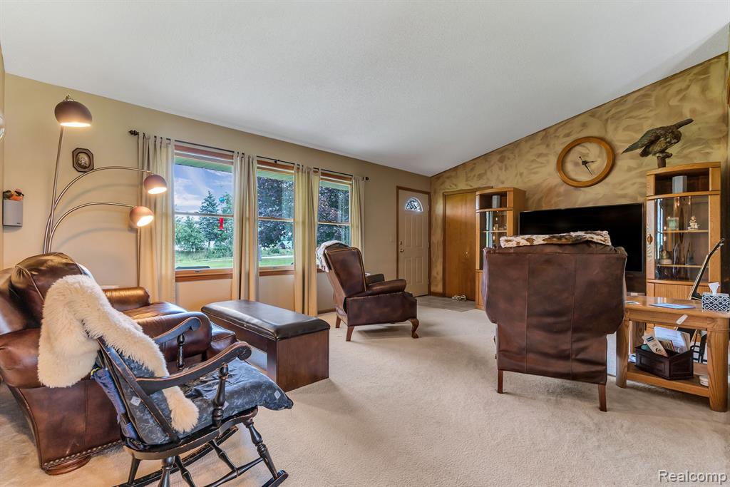 2605 Klam Road Lapeer, MI 48446 - Photo 8 of 54 Gallery Image 8
