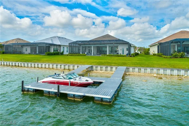 $19,000 | 19053 WildBlue Boulevard, Fort Myers, FL 33913