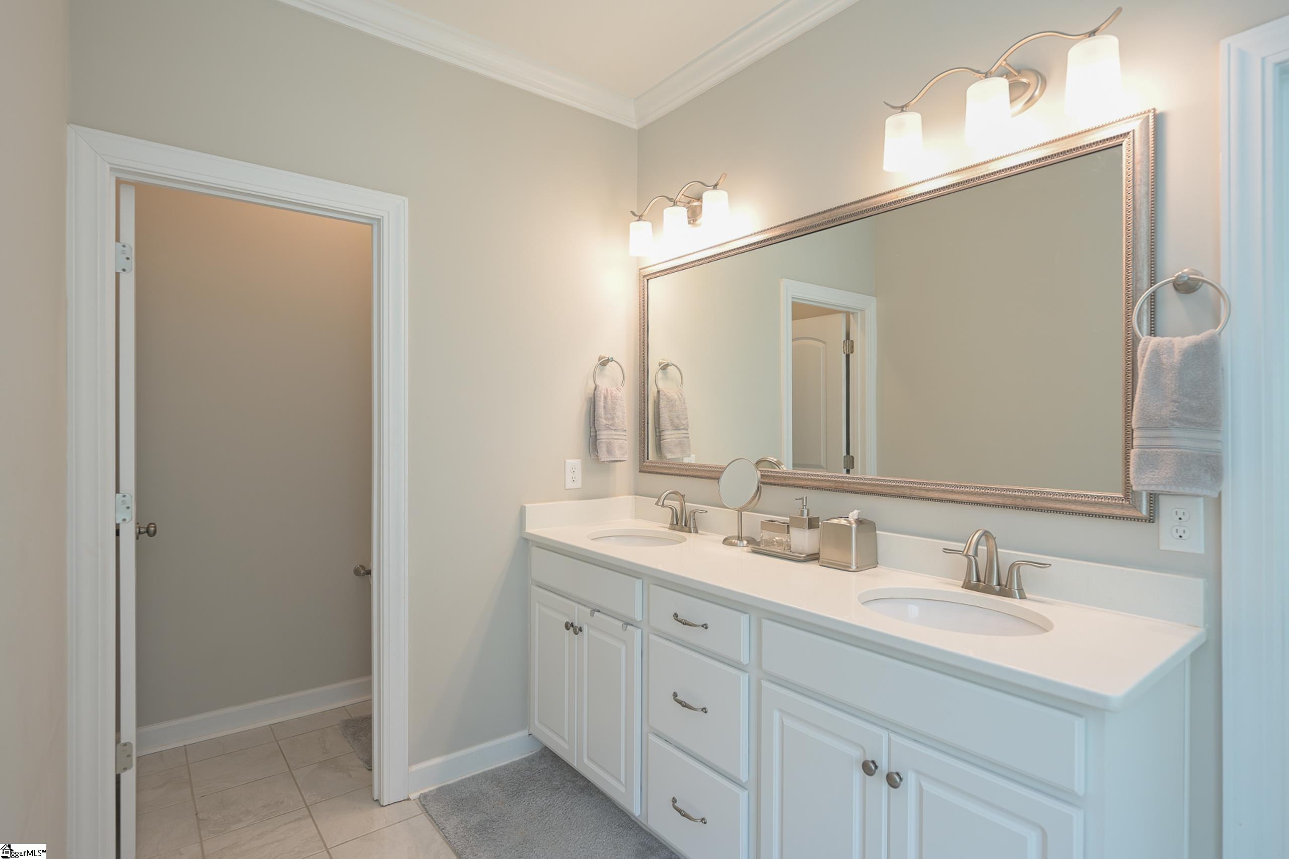 8 Guernsey Way Fountain Inn, SC 29644 - Photo 20 of 32 Gallery Image 20